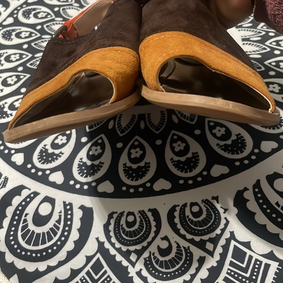 Charles David Sandals (Size 6) - Picture 13 of 13